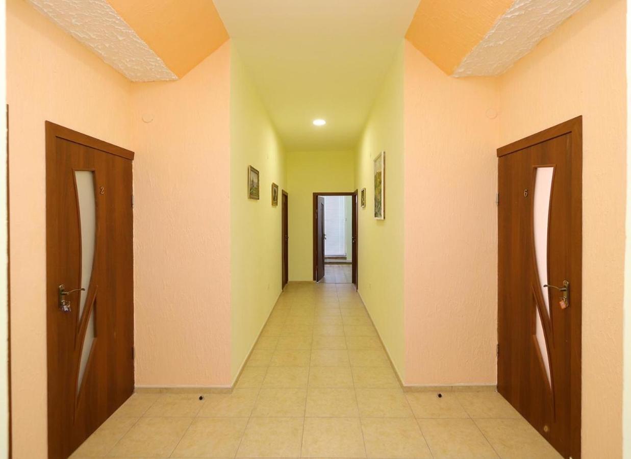 Commune Hotel Garni 外观 照片