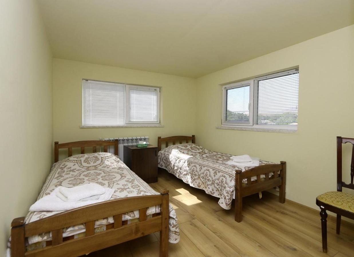 Commune Hotel Garni 外观 照片